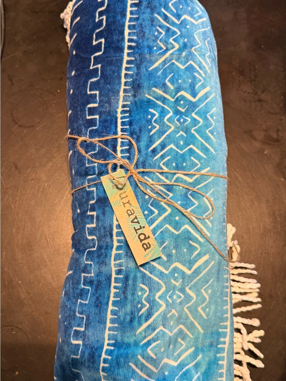 Puravida Round Blue Ombre Tribal Beach Throw
